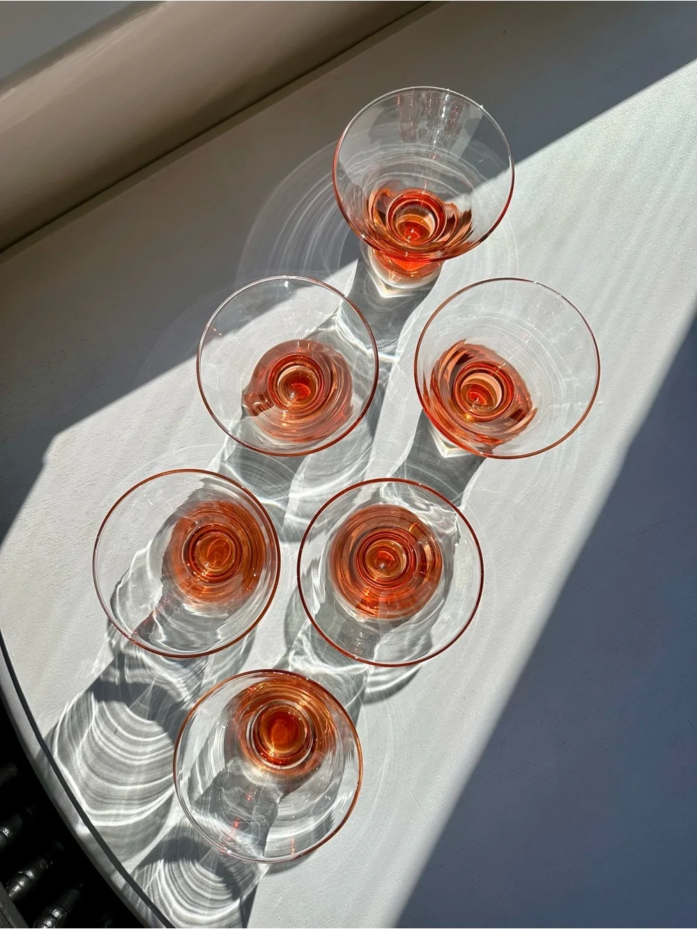 Crate & barrel dizzy martini cocktail glass 8oz drinkware orange base set/6 NWT
